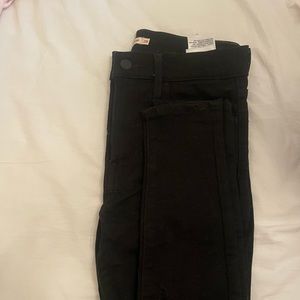 Black Levi Skinny Jeans